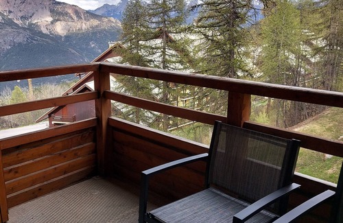 Puy-Saint-Vincent Apartment | Appt Moderne 4/6p, Skis au Pieds, Wifi, Piscine