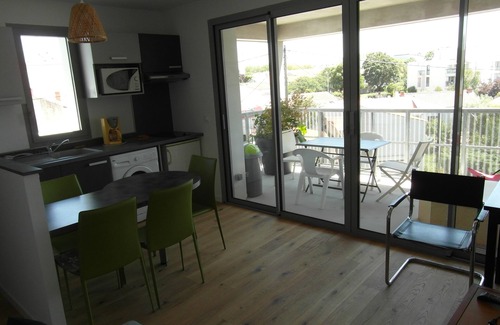 La Rochelle Apartment | Appt NEUF (2022) type 2 a 800 mètres ocean