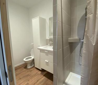 Blagny Apartment | Appt RDC meublé 2 ou 4 pers