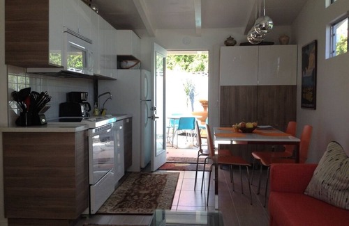 Magnesia Falls Cove Apartment | April & May Special Ranch Mirage Casita 2,200 per month 28nt min