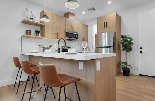 Desert Club Estates Apartment | April Special - 3000/mth - Last Minute Deal - Coachella/Stagecoach