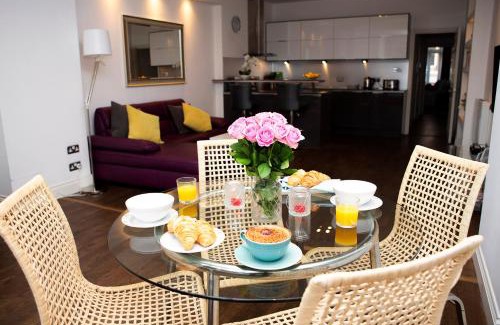 London City Centre Apartment | Apt 1, Trafalgar Square 1st Floor by Indigo Flats