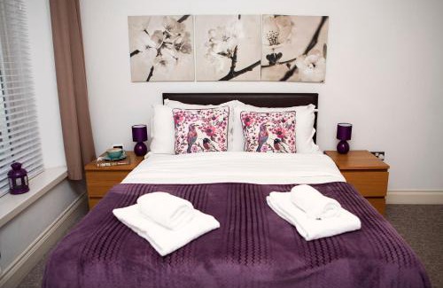 London City Centre Apartment | Apt 1, Trafalgar Square 1st Floor by Indigo Flats