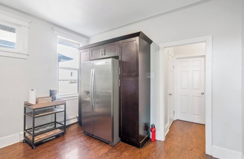 North Bergen Apartment | Apt 15 minute drive to Manhattan