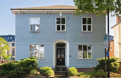Leamington Spa Apartment | Apt 2 Avenue Road - Leamington Spa