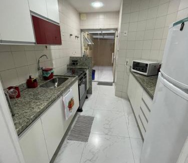 Braga Apartment | Apt 5 Minutos Praia do Forte - Sinai Prime - Ar Condicionado