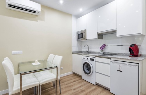 Trafalgar Apartment | Apt. City center-Wifi AC/Heating