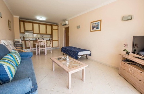 Alvor Apartment | Apt. Marachique 317, with AC & communal pool