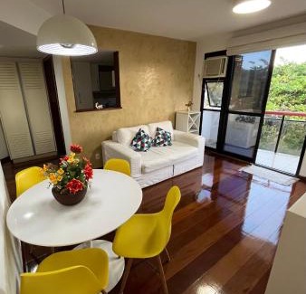 Boa Viagem Apartment | Apto com VISTA do Pão de Açúcar, VARANDA, PISCINA, SAUNA, ACADEMIA, COZINHA COMPLETA, GARAGEM, PORTARIA 24h e MINI MERCADO