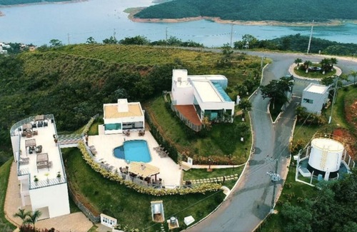 Capitolio Apartment | Apto Duplex 3 Suítes Cond. Mirante de Escarpas