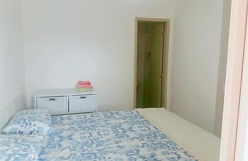 Vila Clais Apartment | Apto Praia Bertioga - 3 dormitorios sendo uma suite