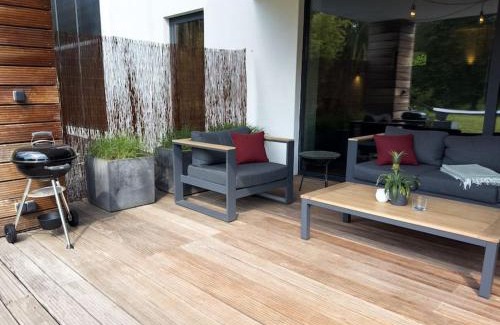 Stegen Apartment | Aqua Aura - Deluxe Spa Getaway with Sauna & Pool