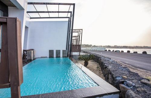 Gujwa House | Aqua Beautique Poolvilla