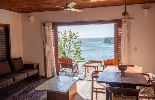 Playa La Redonda Hotel | Aqua Oceanfront Hotel Resort
