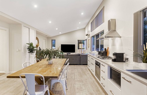 Dunsborough House | Aqua21 @ Cape Villas, Dunsborough