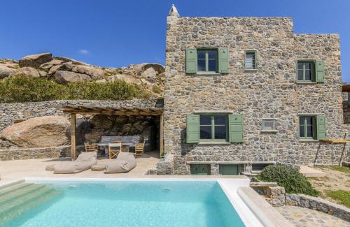 Kalafatis Villa | Aquadise Seaview Pool Villa - Three Bedrooms