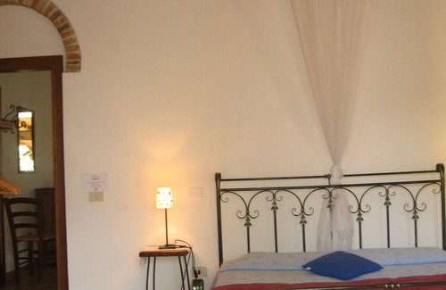 Acqualagna Other | AQUALAGNA TARTUFI ROOMS POOL LOCANDA
