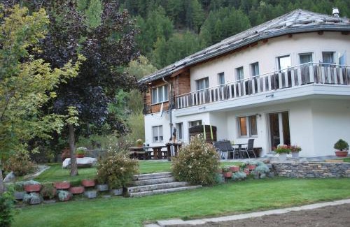 Saas Grund Ski Chalet | Aquarell Apartments