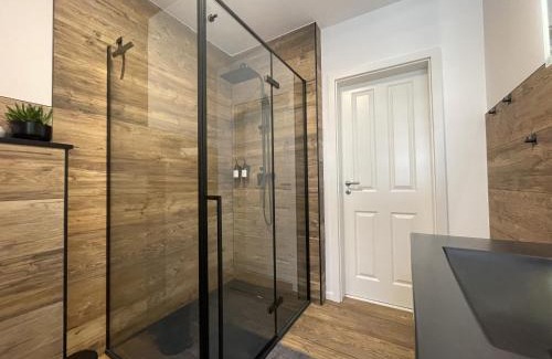Rudolstadt Apartment | AR Apartments III I 4 Pers I Modern I Schillerapartment