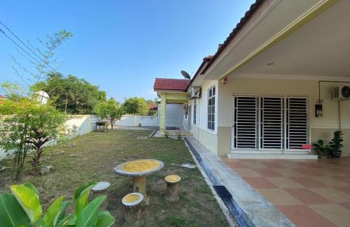 Kampung Jaya House | Ar Rahman Homestay Kemaman