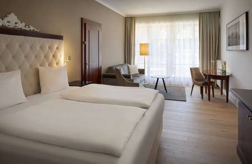 Hof bei Salzburg Hotel | Arabella Jagdhof Resort am Fuschlsee, a Tribute Portfolio Hotel