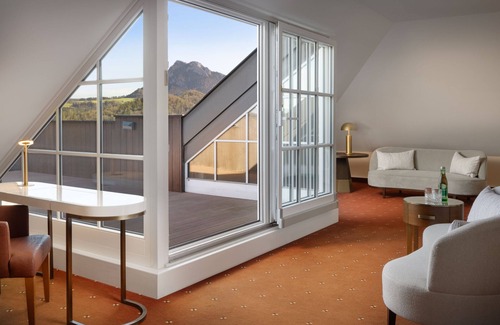 Hof bei Salzburg Hotel | Arabella Jagdhof Resort am Fuschlsee, a Tribute Portfolio Hotel