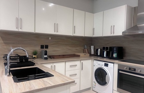 Al Aqiq Apartment | Arabian Nights - Modern 3BR Apt in Riyadh, KAFD