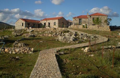 Vamvakou Hotel | Arachovitika Kalivia
