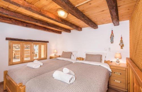 Aradena House | ARADENA TRADITIONAL House 3