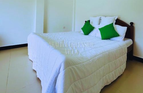 Kalagedihena Villa | Araliya Greenside Villa