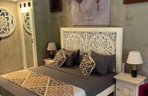 Yatiyantota Hotel | Aramya hotel