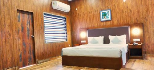 Shamirpet Resort | Aranya Resort by Mrugavani