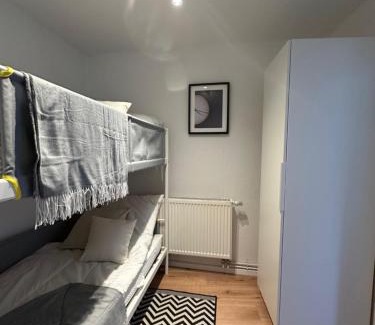 Lehnin Apartment | Arbio Monteurzimmer Kloster Parking Included