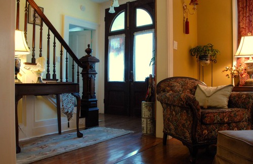 East Marion Bed & Breakfast | Arbor View House B&B