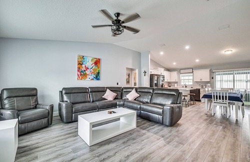 Summerfield House | Arcade Games, Lanai & Spa: Summerfield Family Home