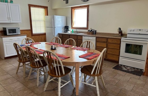 Eckerty Cabin | Arcadia Cabin 25 with Game Room Located on Patoka Lake in Southern Indiana