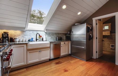 Arch Cape House | Arcadia Cottage - Beachcomber Vacation Homes