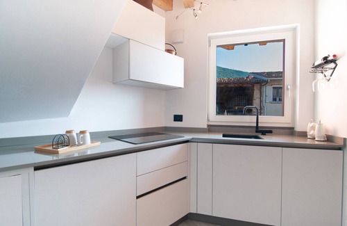 Sulzano Apartment | Archangel Holiday Homes - Raphael