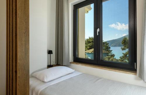 Chrisi Ammoudia Apartment | Archetypo Luxury Living