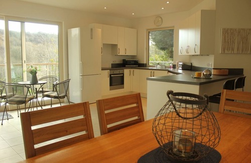 Little Haven House | Architect Designed Eco House In A Secluded Littlehaven Private Lane