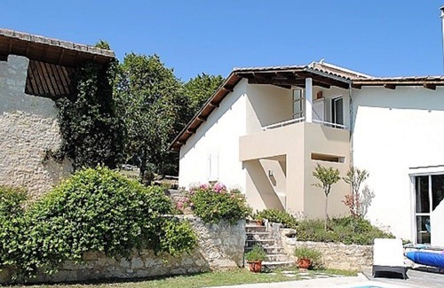 Saint-Clar House | Architect designed house in Gers with beautiful views