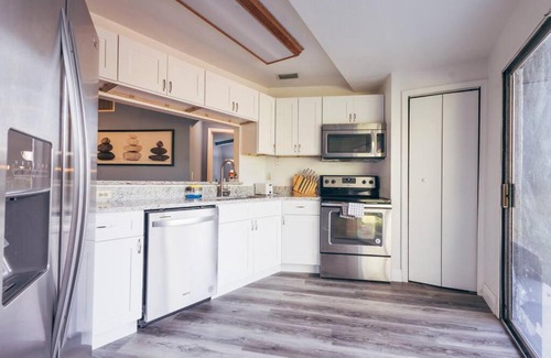 Haines City House | Architectural Gem - Modern Dome Home in Haines City