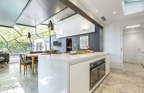 Hawthorn House | Architectural Luxury Home - Premier location in Hawthorn
