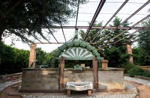 Kambos House | Archontiko Riziko