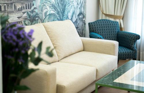 Leon XIII-Los Naranjos Apartment | Arco Macarena Lofts by SHS