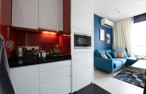 Mont Kiara Apartment | Arcoris Mont Kiara/163Mall 4Pax 1Bedroom/Balcony
