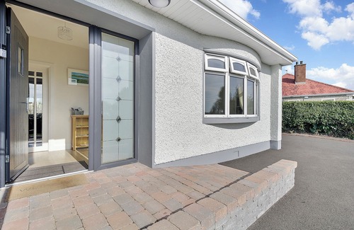Muff Cottage | Ardmore Cottage, Fáilte Ireland Quality Approved and Wild Atlantic Way trademark