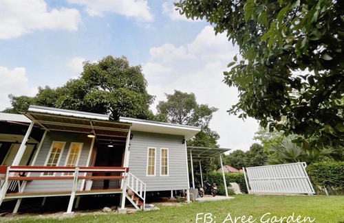 Laem Sing House | Aree Garden Home Private Homestay by the Waterfall Chantaburi - บ้านสวนพลิ้วอารี ริมธารน้ำตกพลิ้ว จันทบุรี