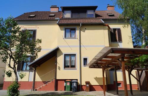 Jakomini Apartment | Arena Apartments