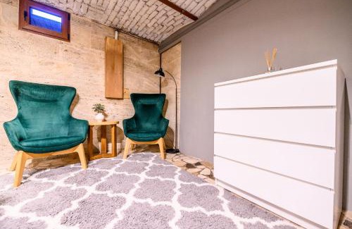 Old Town Apartment | Arena View Premium Studio